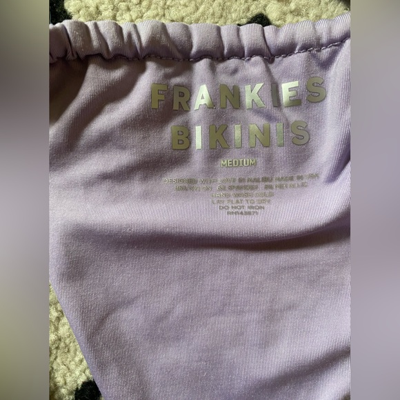 Frankie’s bikinis Topanga lilac shimmer bikini size medium - Picture 4 of 4